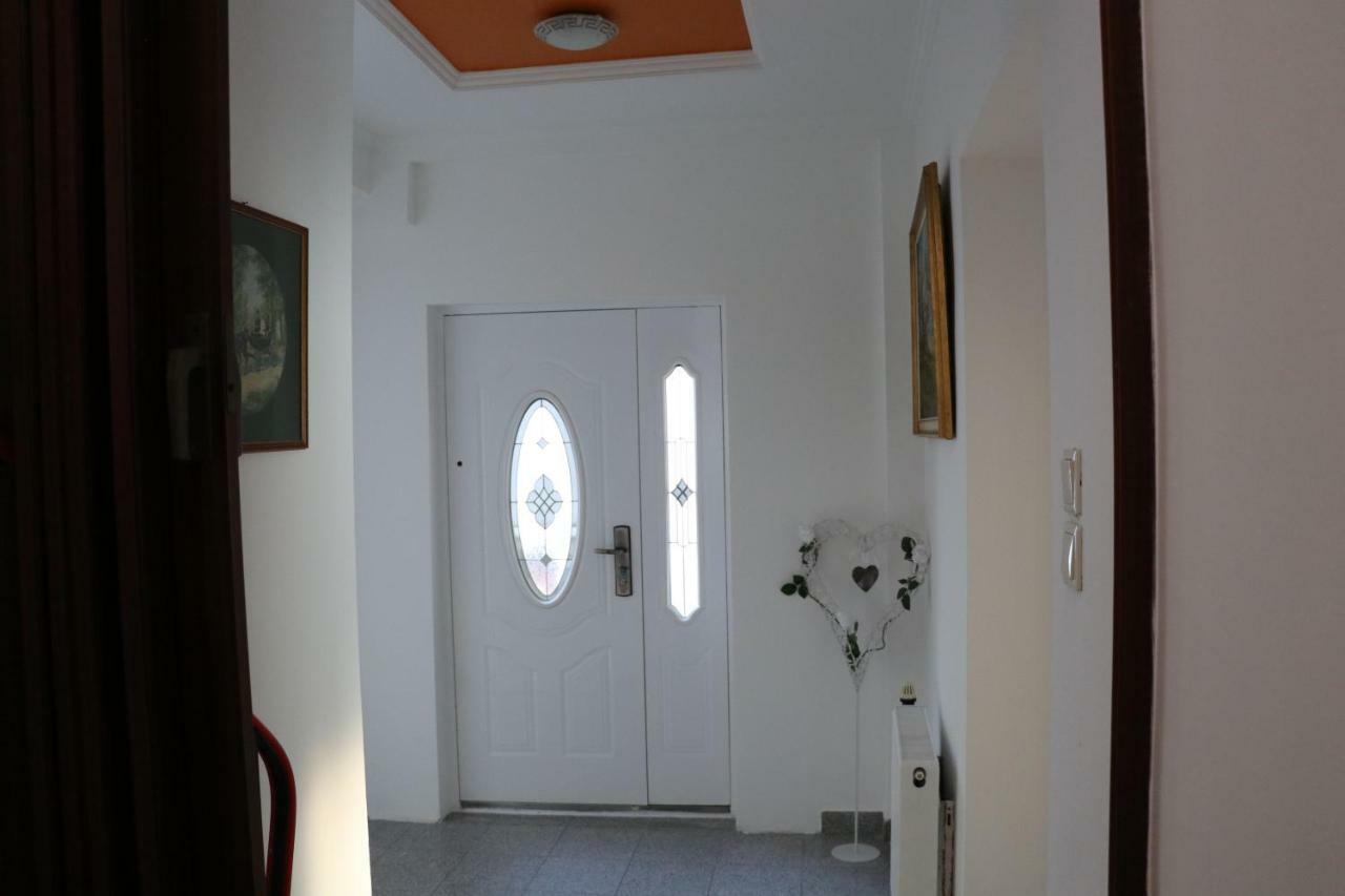 The Lakehouse Villa Neusiedl Am See Wienerstrasse 8 Εξωτερικό φωτογραφία