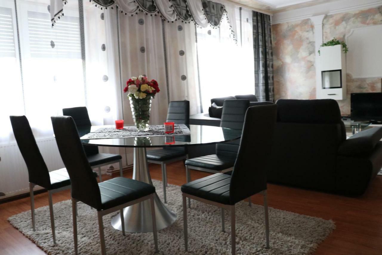 The Lakehouse Villa Neusiedl Am See Wienerstrasse 8 Εξωτερικό φωτογραφία